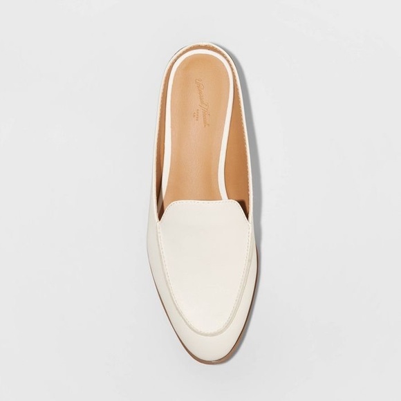 White Universal Thread Mules - Picture 3 of 6
